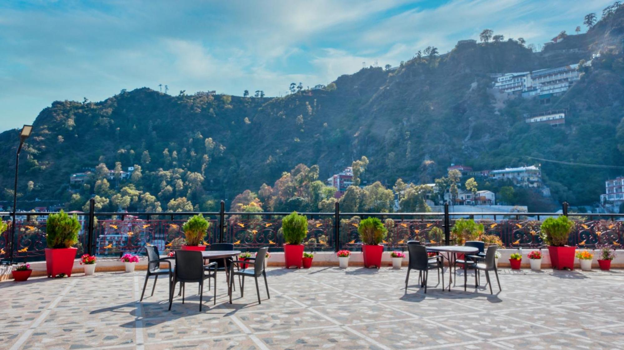 Basera Hotel Mussoorie Buitenkant foto