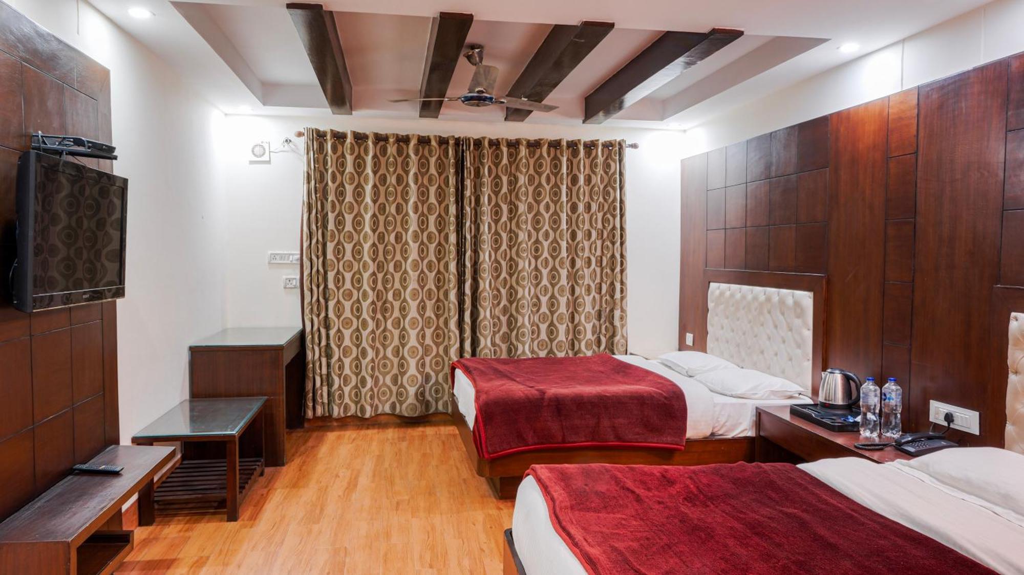 Basera Hotel Mussoorie Buitenkant foto