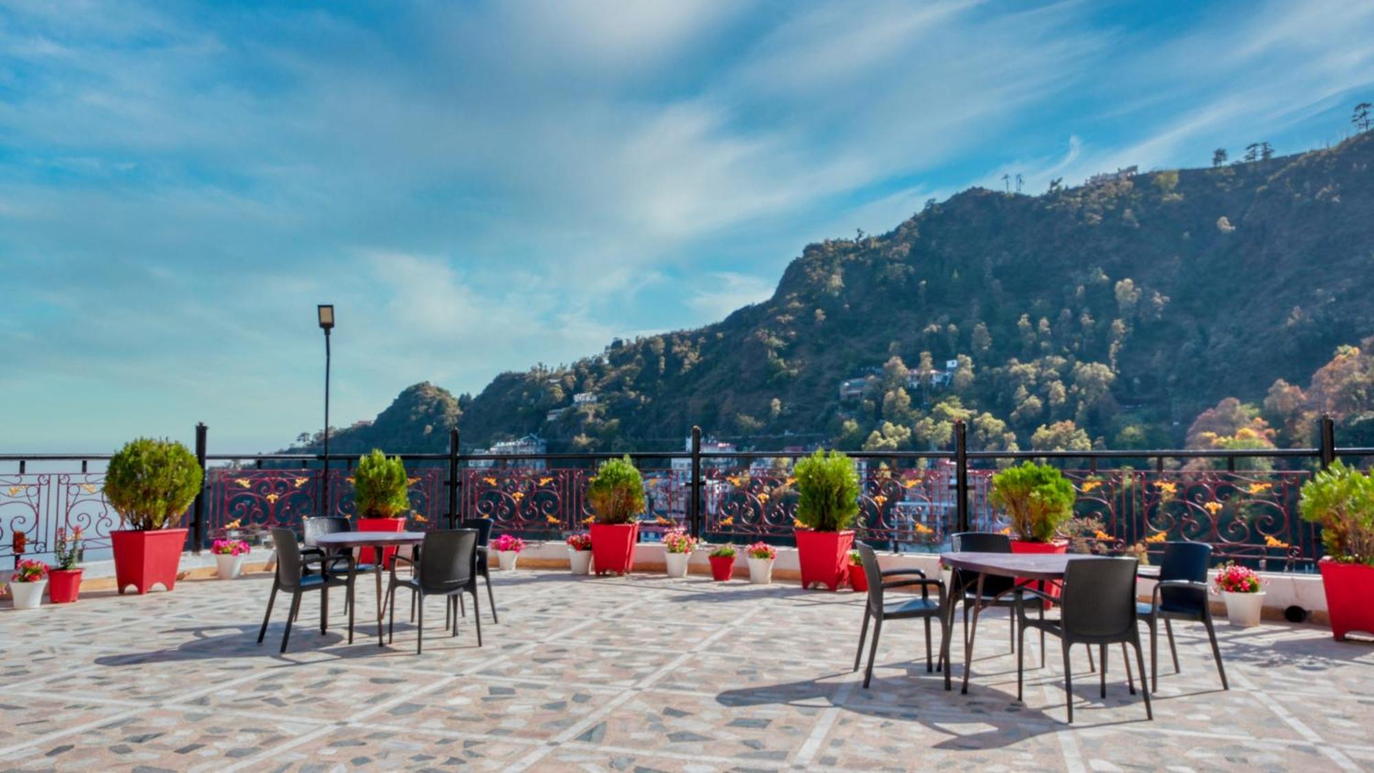 Basera Hotel Mussoorie Buitenkant foto