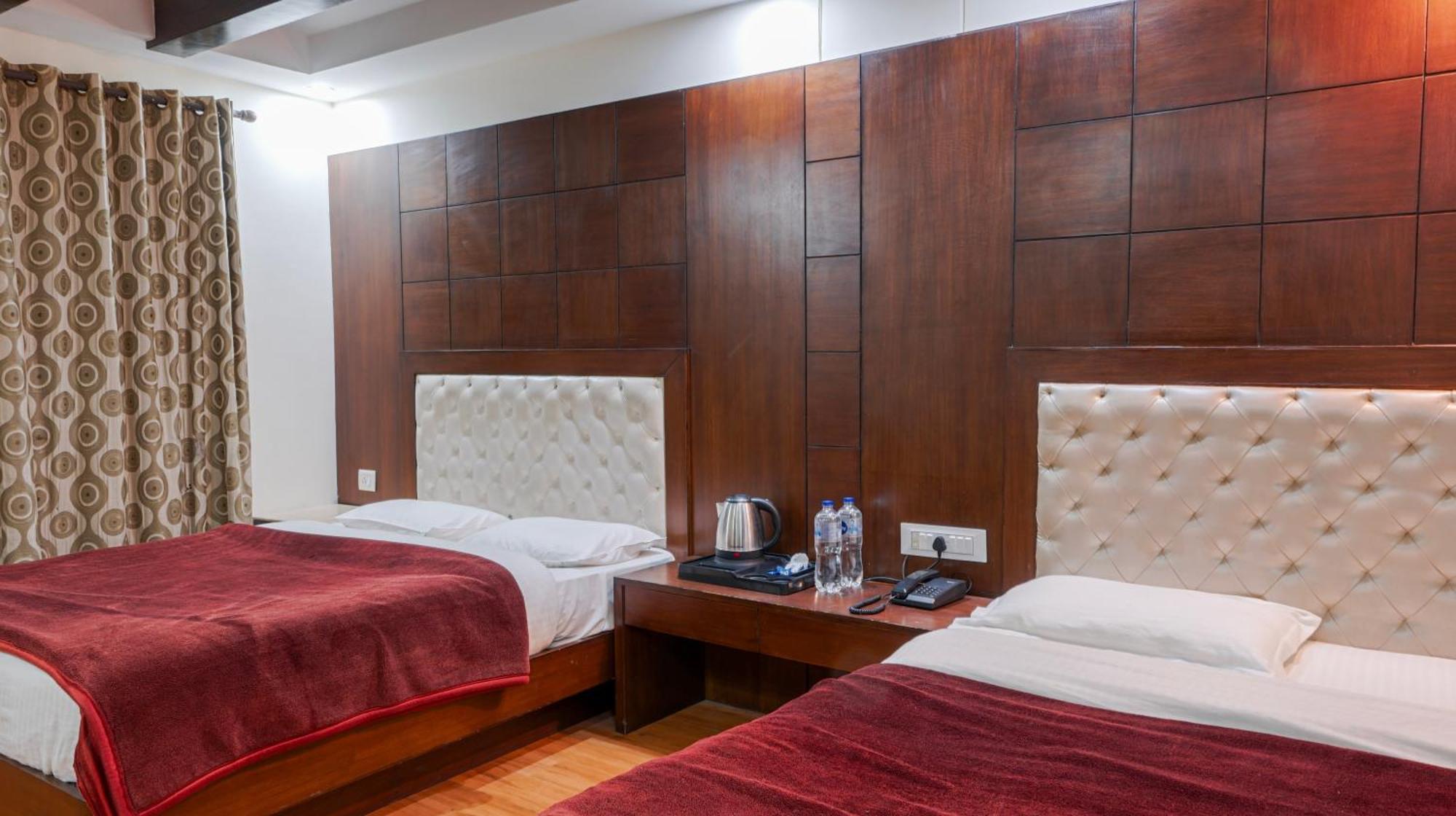 Basera Hotel Mussoorie Buitenkant foto